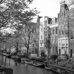 Amsterdam capitale des Pays-Bas et ses canaux
