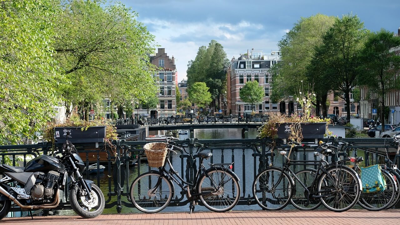 S'installer aux Pays-Bas et Amsterdam